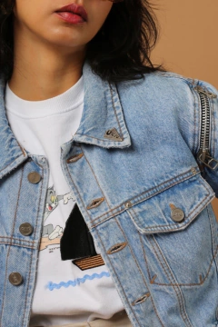 Jaqueta jeans cropped ziper costas PP \