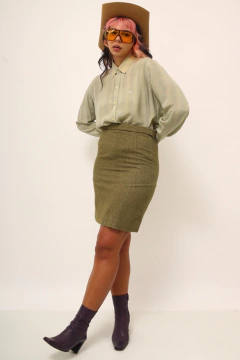 Saia verde lã cintura alta curta - Capichó Brechó