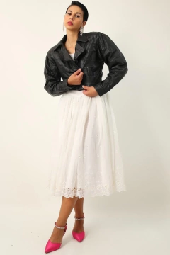 Jaqueta 100 % couro cropped forrado