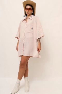 camisa linho rosa bordado gola