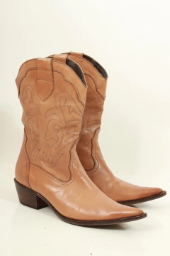 Bota couro Western bege detalhe 36
