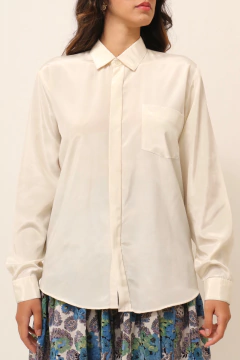 Camisa da DIOR vintage perolada na internet