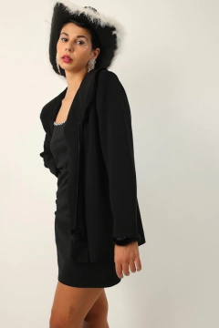 Vestido tricot preto detalhe floral - loja online