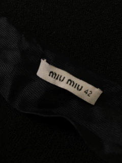 saia classica MIU MIU preta original - Capichó Brechó