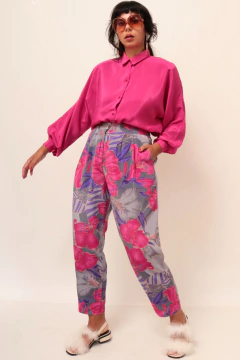 Camisa acetinada rosa manga bufante na internet