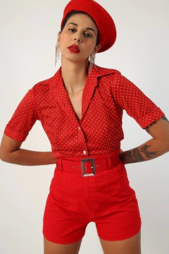 camisa poá vermelha vintage