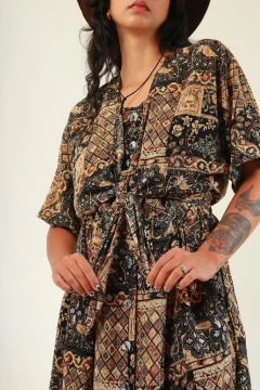 Imagem do vestido longo estampado com amarração