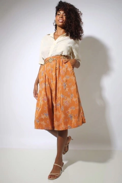 Bermudão estampado borboletas acetato viscose - Capichó Brechó