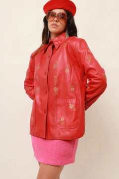 Blazer couro bordado forrado vintage na internet