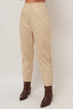 calça caqui vintage cintura media - comprar online