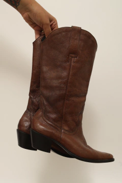 Bota marrom western clássica 35