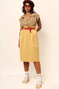 Camisa estampada rosa antigo flores amarela - loja online