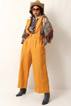 macacao estilo linho amarelo vintage - Capichó Brechó