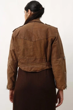 Jaqueta cropped couro marrom biker vintage na internet