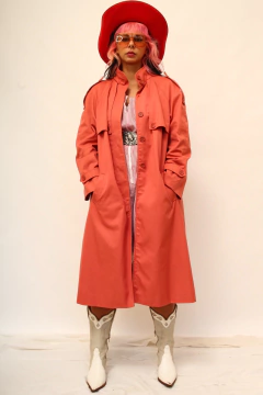 Trench Coat papaya forrado com touca