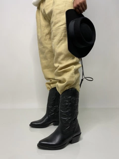 Bota couro legítimo  WESTERN semi nova 38