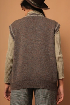 Pulôver tricot grosso botoes frente vintage - Capichó Brechó