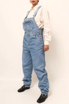 Macacão jeans classico azul grosso 90´s - comprar online