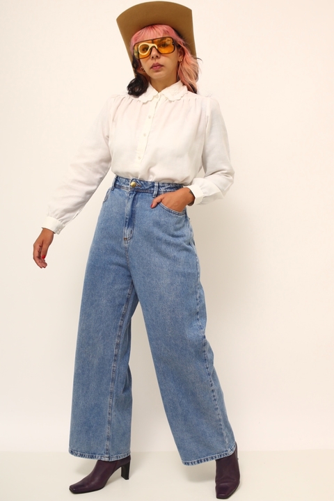 Calça jeans flare azul classica