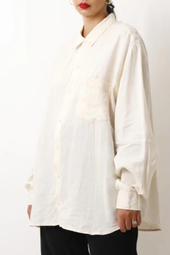 camisa linho ampla cru vintage