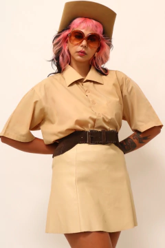 Camisa bege manga curta (American Vegas)