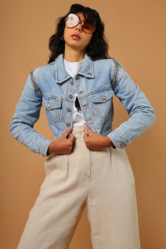 Jaqueta jeans cropped ziper costas PP \ - loja online