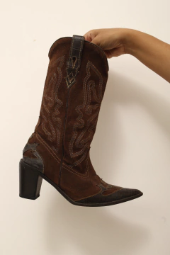 Bota western clássica marrom bordada 34