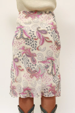 Saia midi rosa estampada - Capichó Brechó
