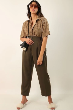 Calça cintura alta verde militar vintage