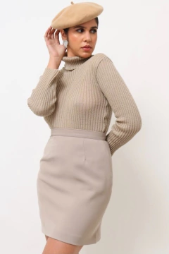 Mini saia bege forrada vintage na internet