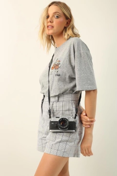 Shorts cintura alta xadrez vintage
