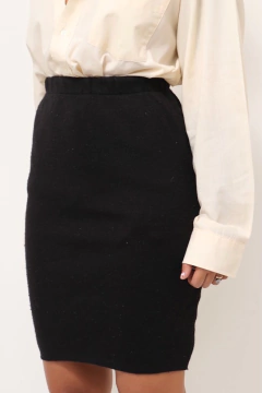 Saia tricot preta 100% acrilico cintura alta - loja online