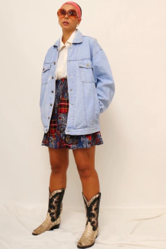 Jaqueta jeans classica azul vintage na internet