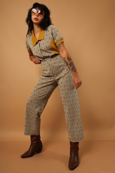 Conjunto estampado anos 79’s mostarda