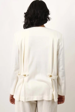 Blazer botoes dourado grossinho