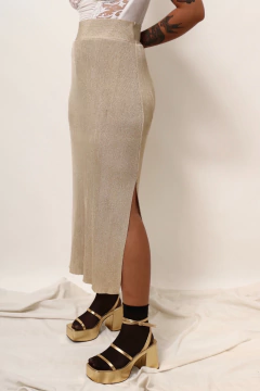 Imagem do Saia midi dourada fenda festa