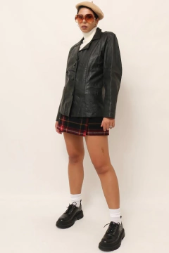Blazer couro forrado preto vintage - Capichó Brechó