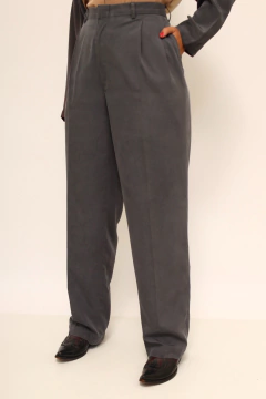 Calça cinza alfaiataria cintura alta PIERRE CARDIN na internet