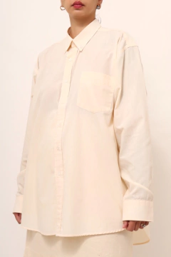 camisa creme manga longa clássica na internet