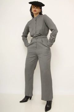 Macacão cinza manga longa