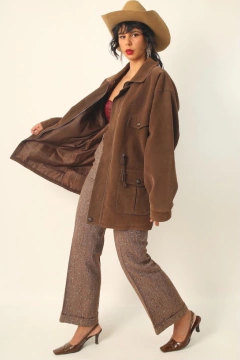 Jaqueta estilo parka suede marrom ampla na internet