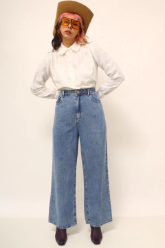 Calça jeans flare azul classica