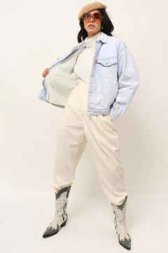 jaqueta jeans pelego pelucia vintage - Capichó Brechó