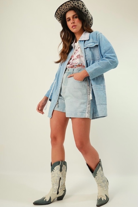 Shorts jeans curto cintura mega alta 90’s