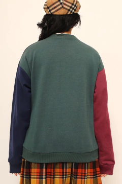 Moletom color bordado frente - comprar online