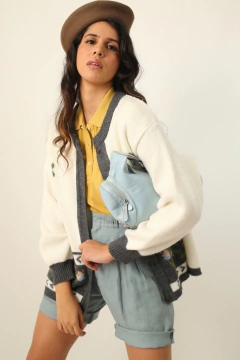 Cardigan off com cinza flores vintage
