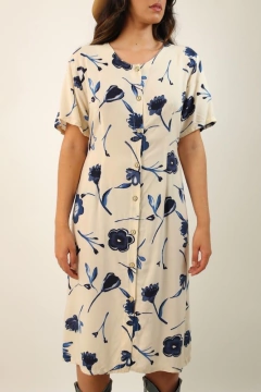 Imagem do vestido floral off white flores azul vintage