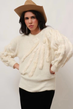Blusa pelo coelho off white vintage na internet
