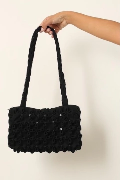 Bolsa tecido flores preta bordado