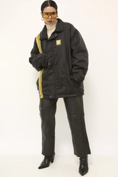 Jaqueta REANULT preta detalhe amarelo - comprar online
